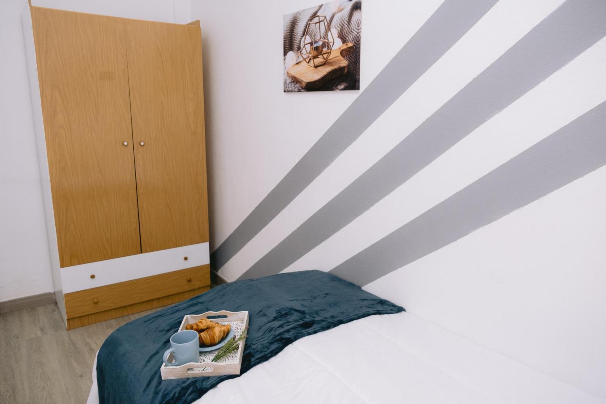 Piso Compartido Delyrent, Renfe Hotel Jaén Eksteriør billede